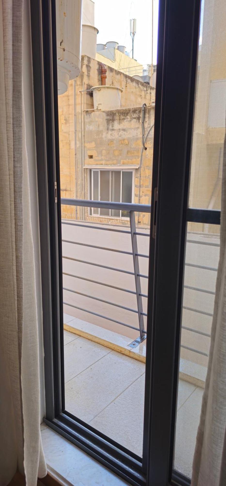 3 Floors Villa On Promenade 4 Bedrooms 3 Bathrooms スリーマ エクステリア 写真