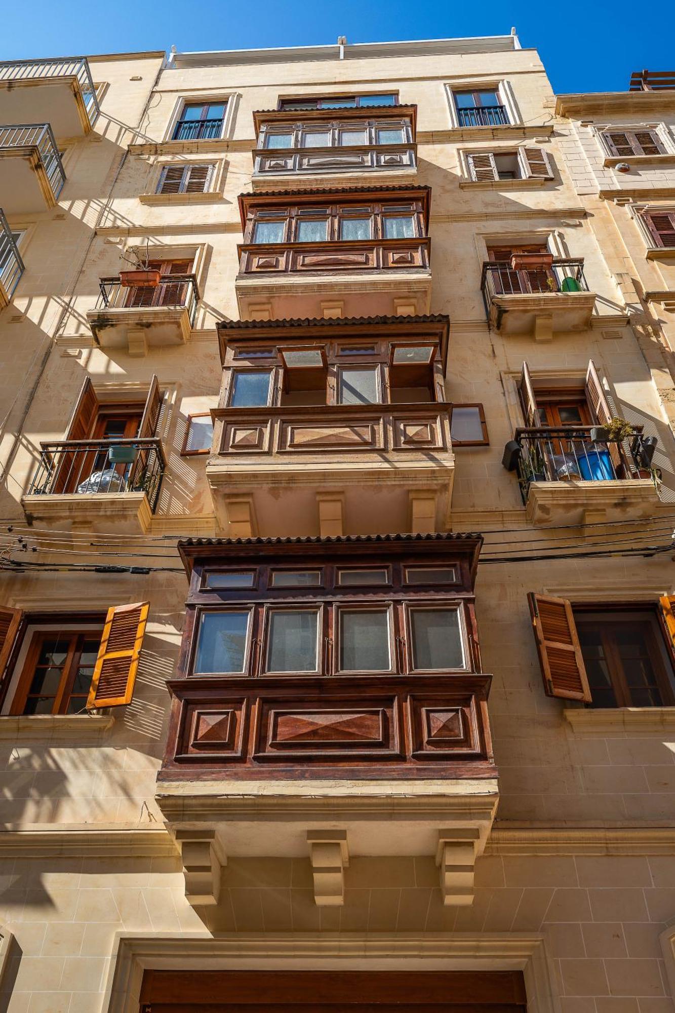 3 Floors Villa On Promenade 4 Bedrooms 3 Bathrooms スリーマ エクステリア 写真