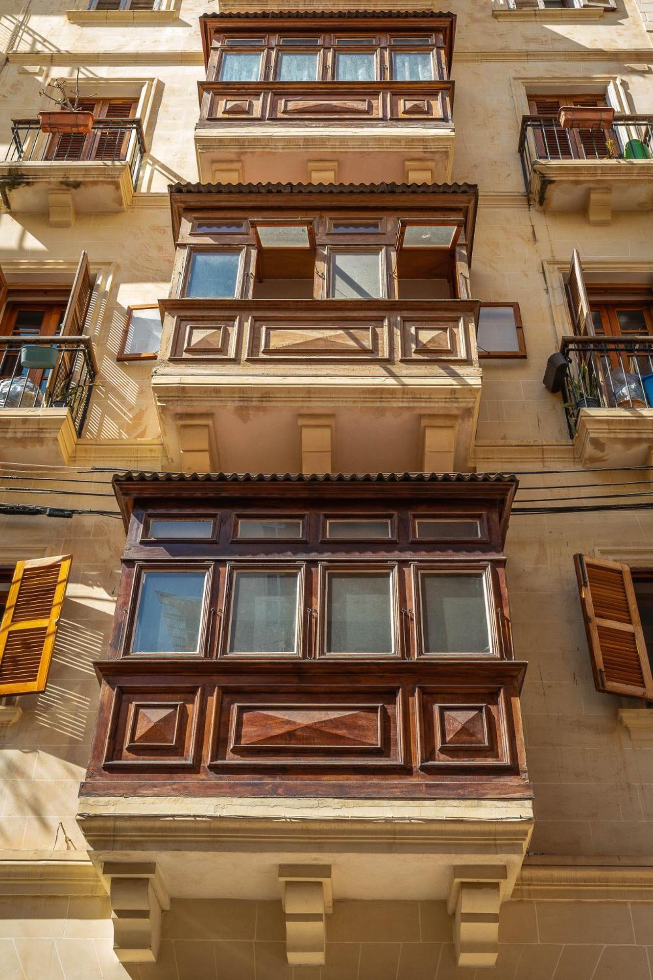 3 Floors Villa On Promenade 4 Bedrooms 3 Bathrooms スリーマ エクステリア 写真