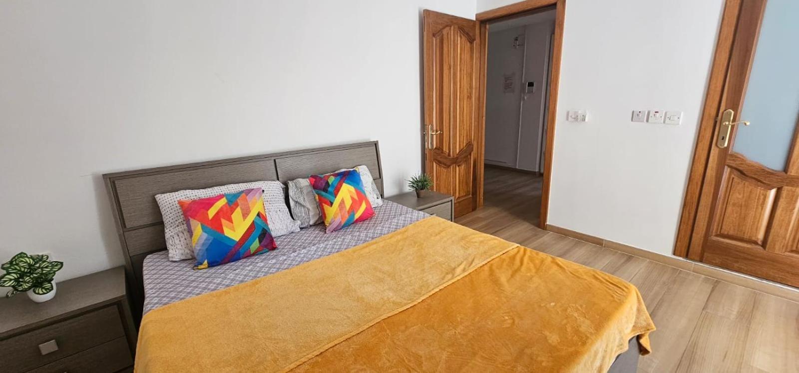 3 Floors Villa On Promenade 4 Bedrooms 3 Bathrooms スリーマ エクステリア 写真