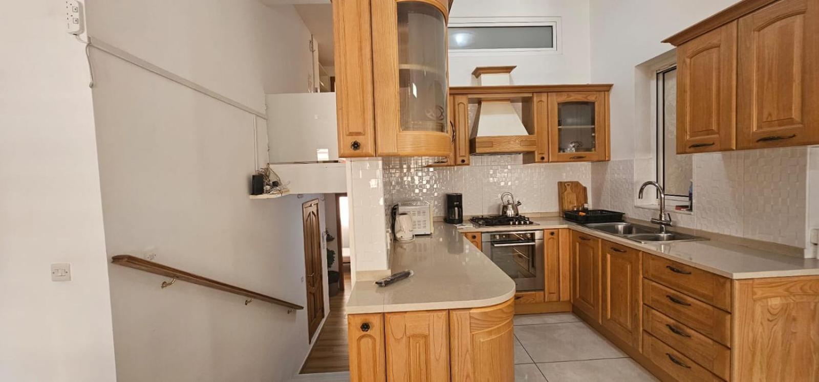 3 Floors Villa On Promenade 4 Bedrooms 3 Bathrooms スリーマ エクステリア 写真