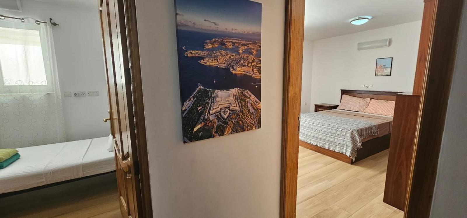 3 Floors Villa On Promenade 4 Bedrooms 3 Bathrooms スリーマ エクステリア 写真