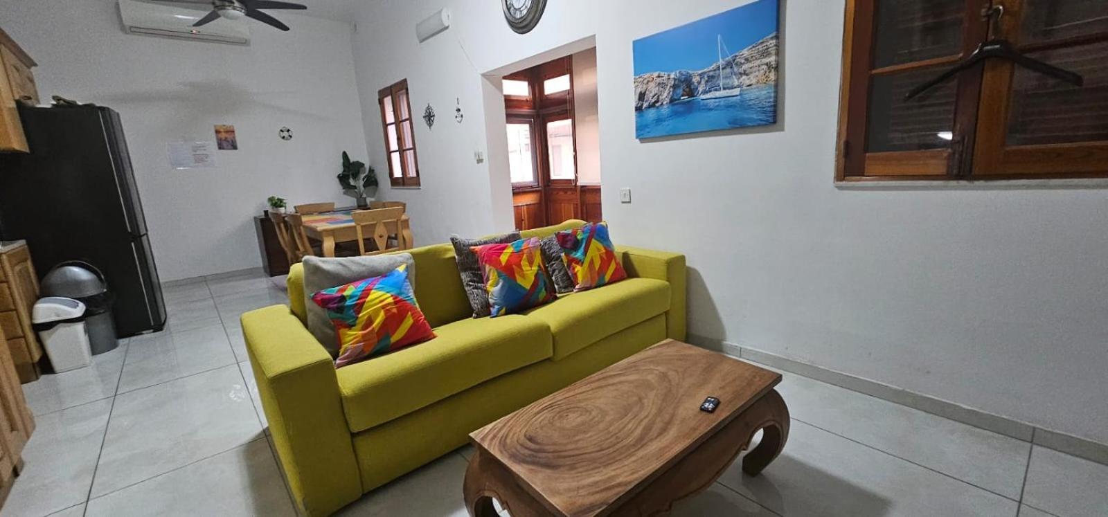 3 Floors Villa On Promenade 4 Bedrooms 3 Bathrooms スリーマ エクステリア 写真